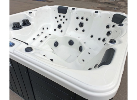 Гидромассажный спа-бассейн JNJ Spas Elegant New York SPA-346B