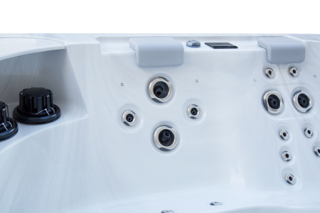 Гидромассажный спа бассейн NordicSpa Liv (Лив)